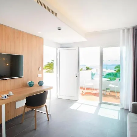 アパート La The Two Bedroom With Half Board,wifi, In Playa Blanca *