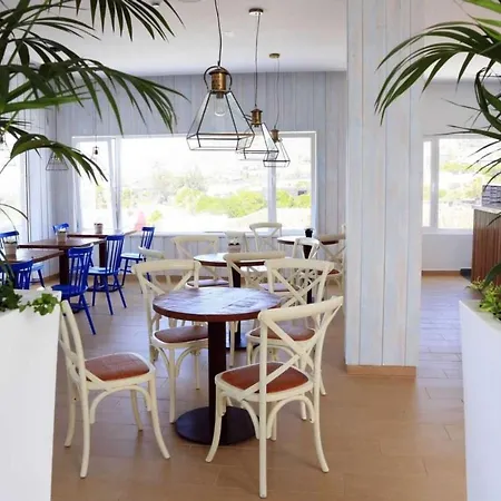 La The Two Bedroom With Half Board,wifi, In Playa Blanca アパート *