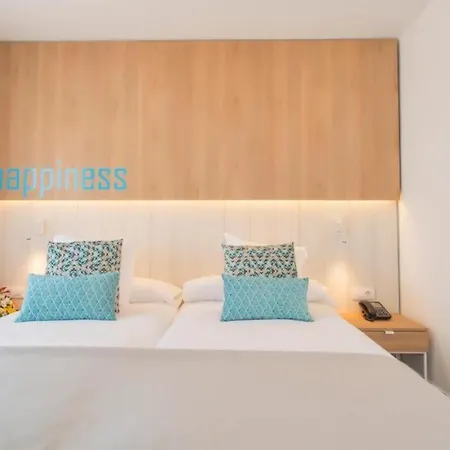 La The Two Bedroom With Half Board,wifi, In Playa Blanca アパート